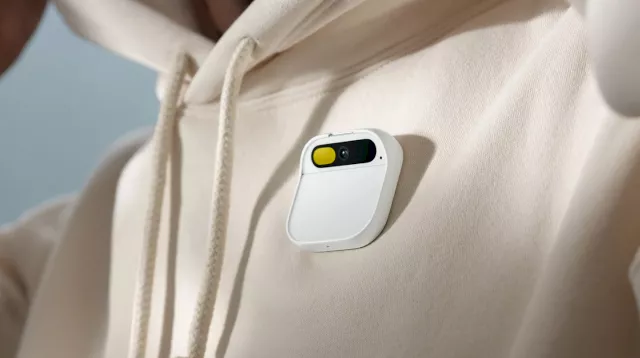 Humane's Ai Pin: Shaping the Future of Wearable AI